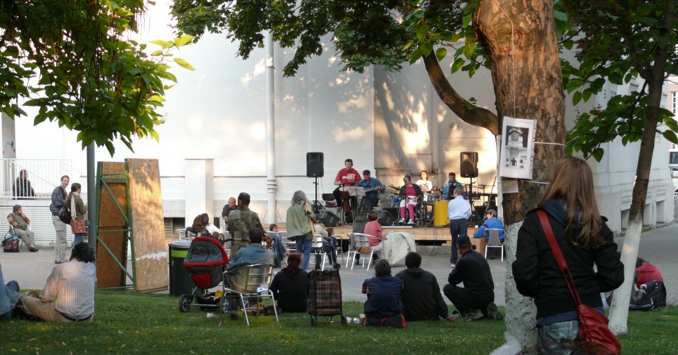 Pawel Althamer: Die Anderen, Public Art in Wien 2009