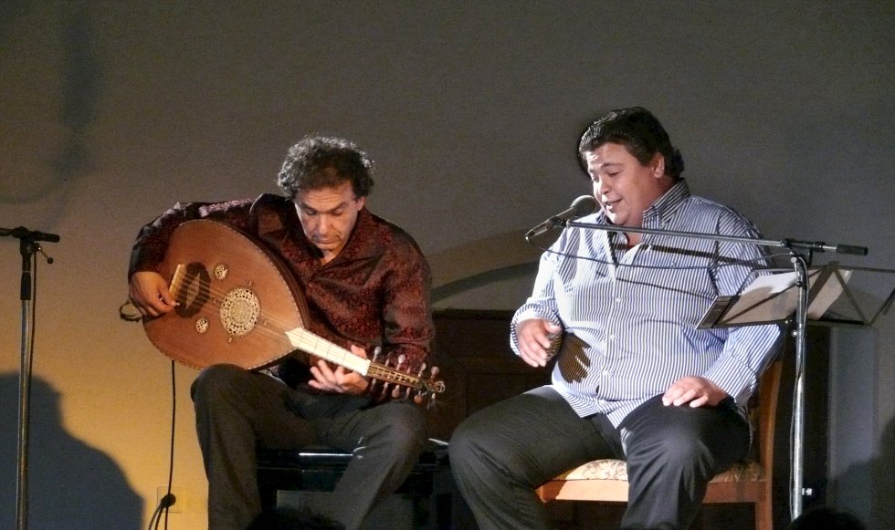 Rabih Abou Khalil and Ricardo Ribeiro: Em Portugues